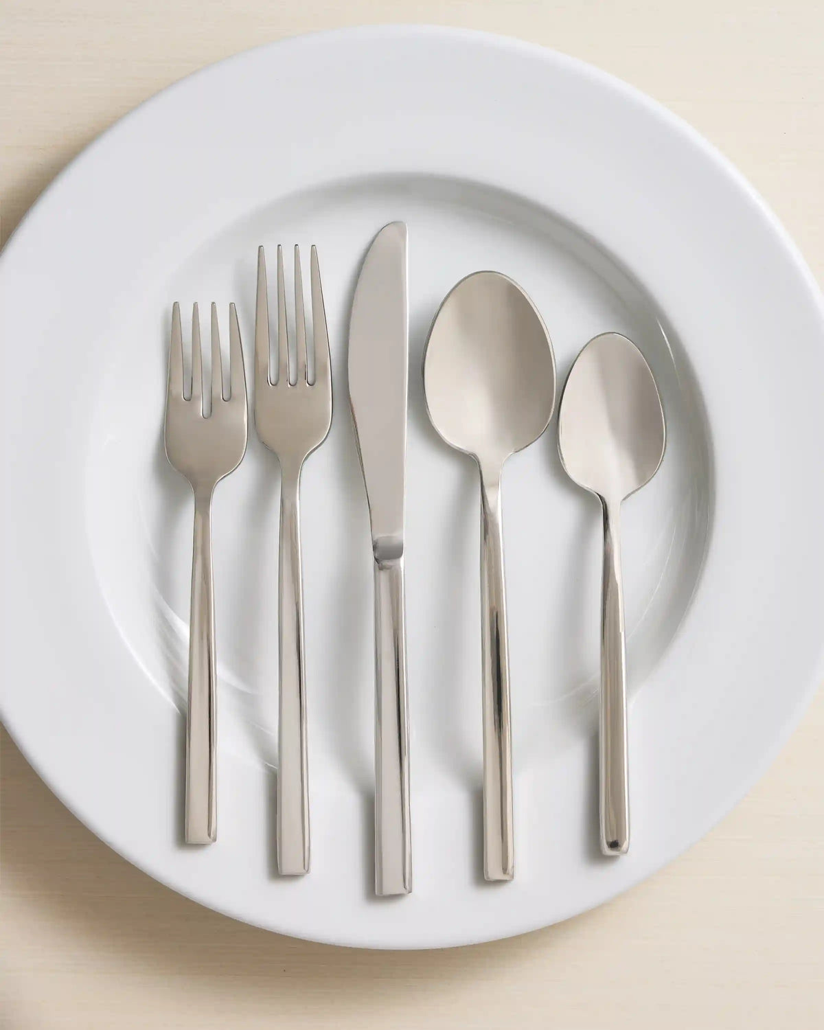 Arezzo 20 Piece Flatware Set