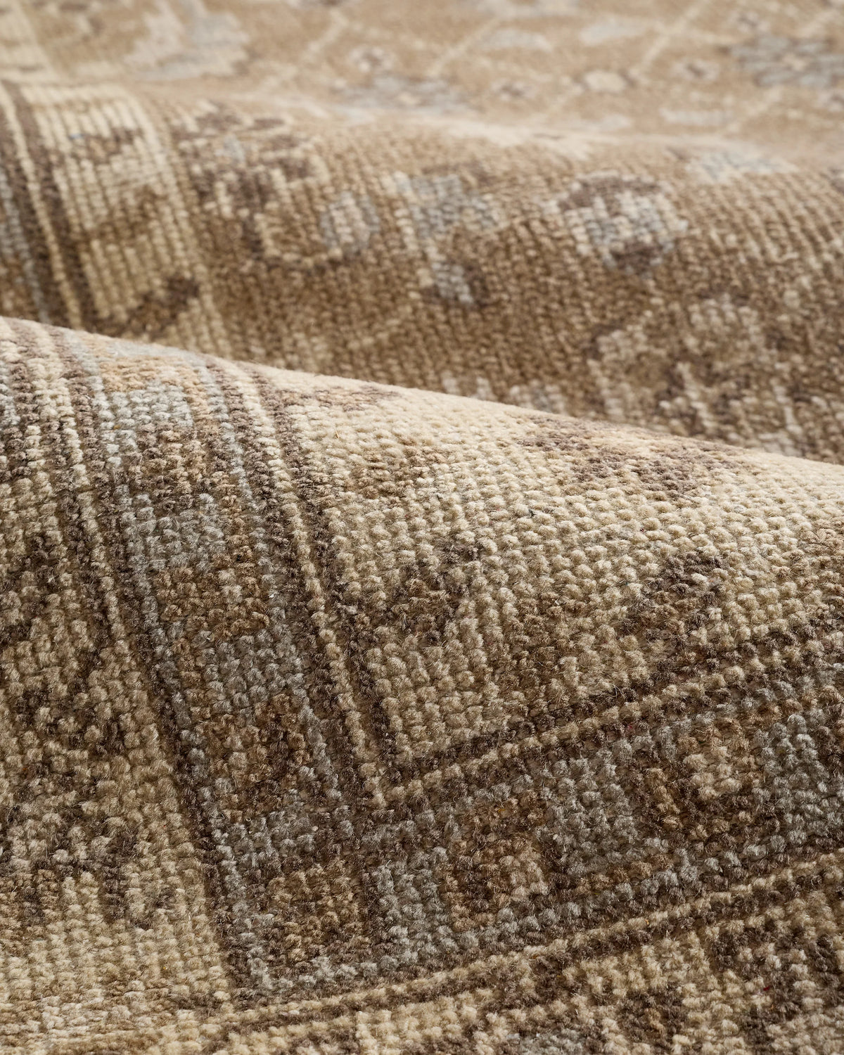 Pierce Hand-Knotted Wool Rug - 5' x 8' / Beige Multi