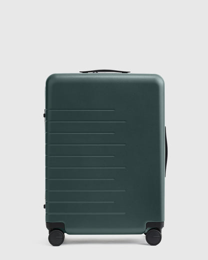 Carry-On & Medium Check-In Suitcase Set - One Size / Dark Green