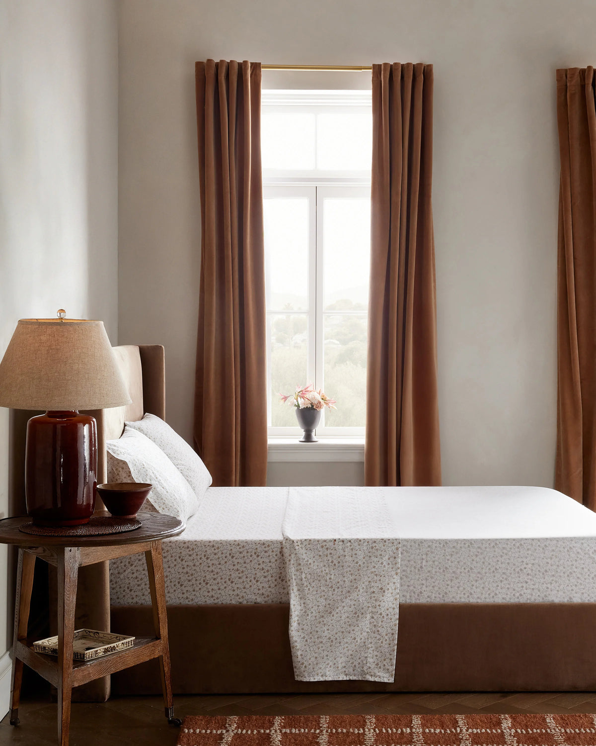 Organic Crisp Percale Floral Deluxe Bedding Bundle - Twin / Toffee Florette