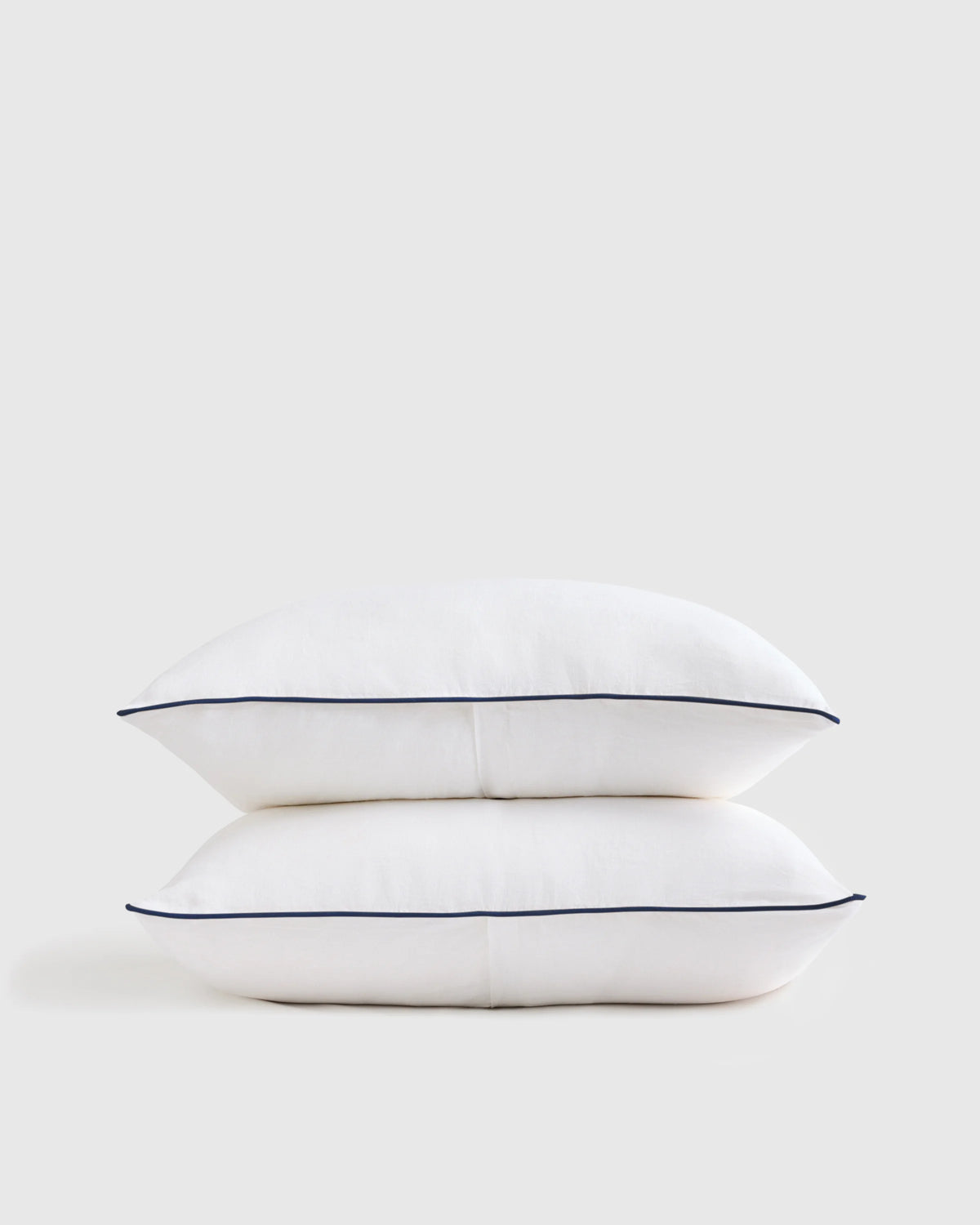 European Linen Piped Sham Set - Standard / White/Cherry