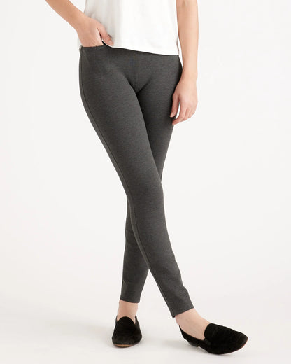 Ultra-Stretch Ponte Skinny Pants - XS / Black