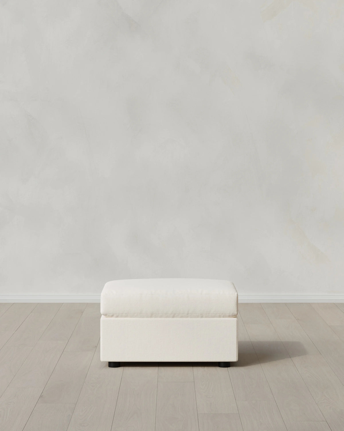 Brennan Ottoman in Performance Chenille Linen Blend - One Size / Snow