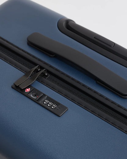 Carry-On & Large Check-In Suitcase Set - One Size / Dark Green