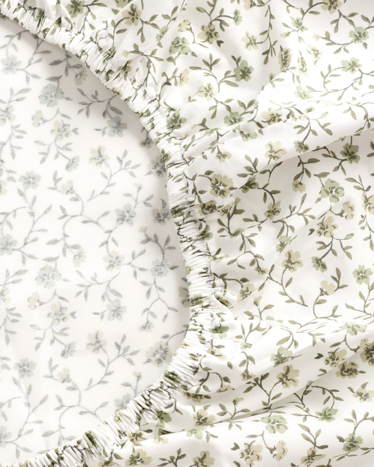Organic Crisp Percale Floral Deluxe Bedding Bundle - Twin / Toffee Florette