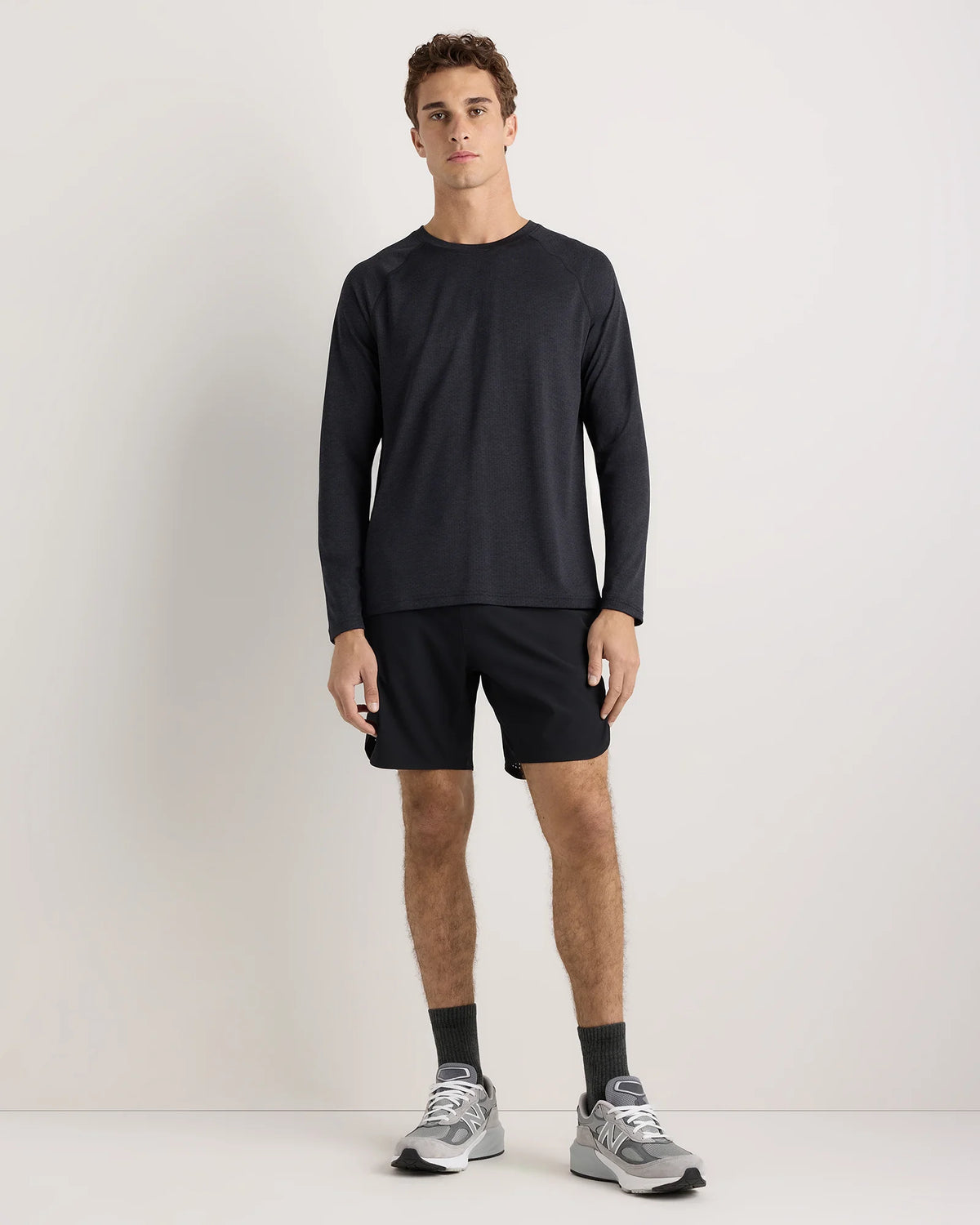 Mesh Performance Training Long Sleeve Tee - S / Heather Navy