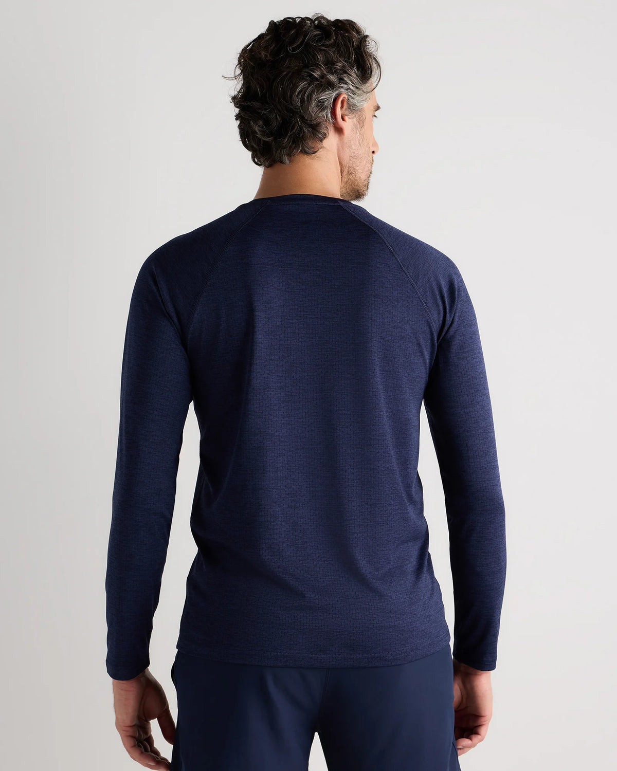 Mesh Performance Training Long Sleeve Tee - S / Heather Navy