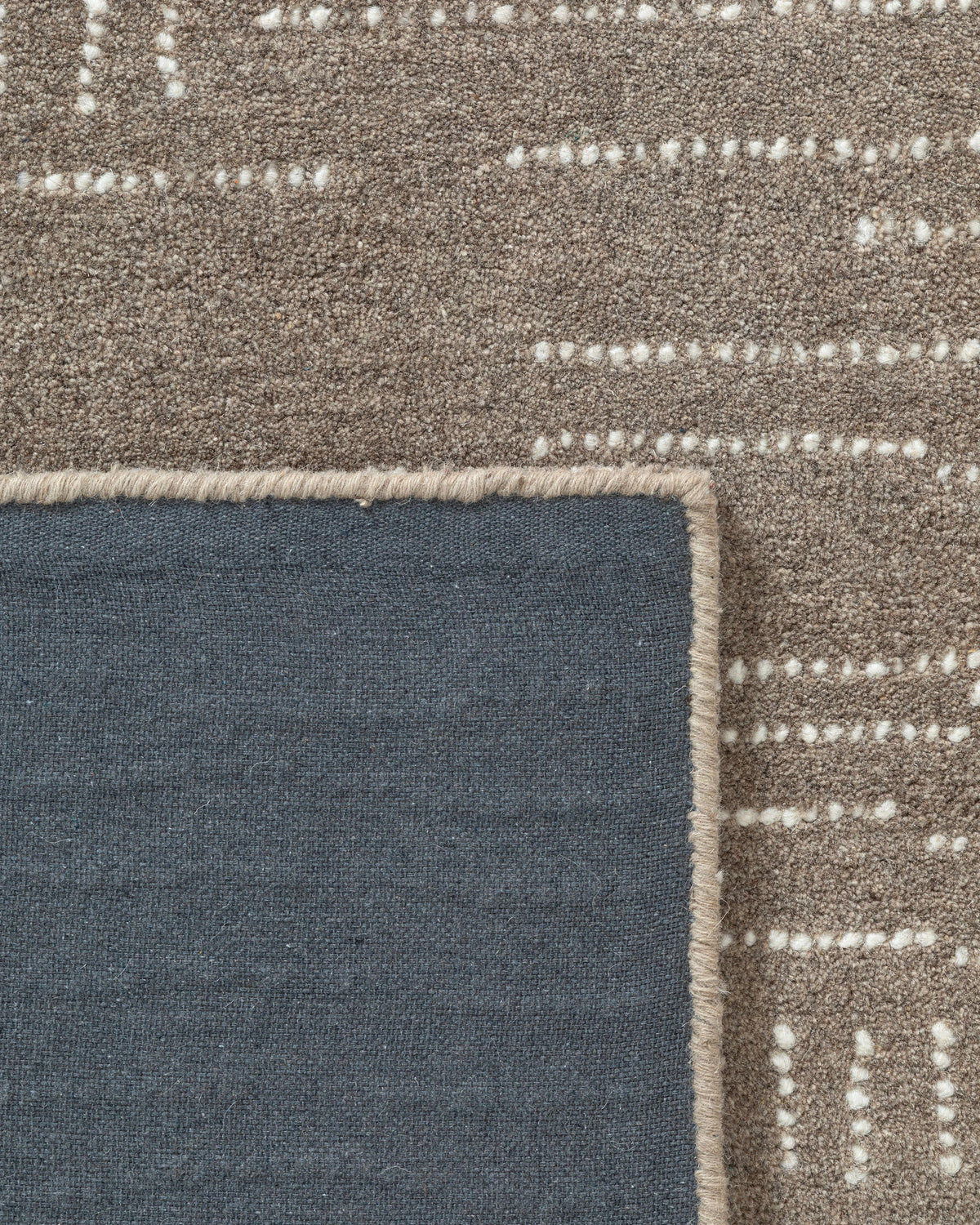 Ember Wool Rug - 3' x 5' / Taupe