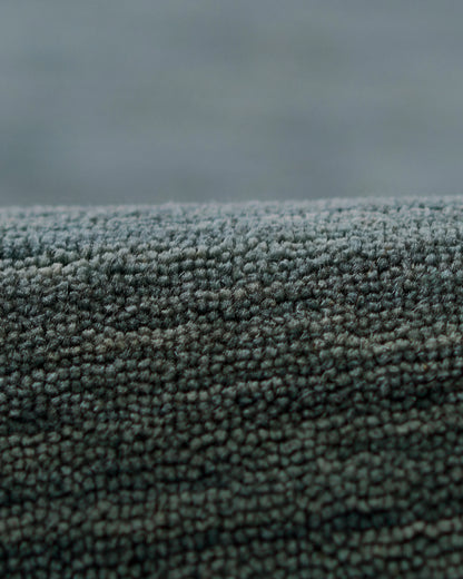 Wells Hand-Loomed Wool Rug - 5' x 8' / Blue
