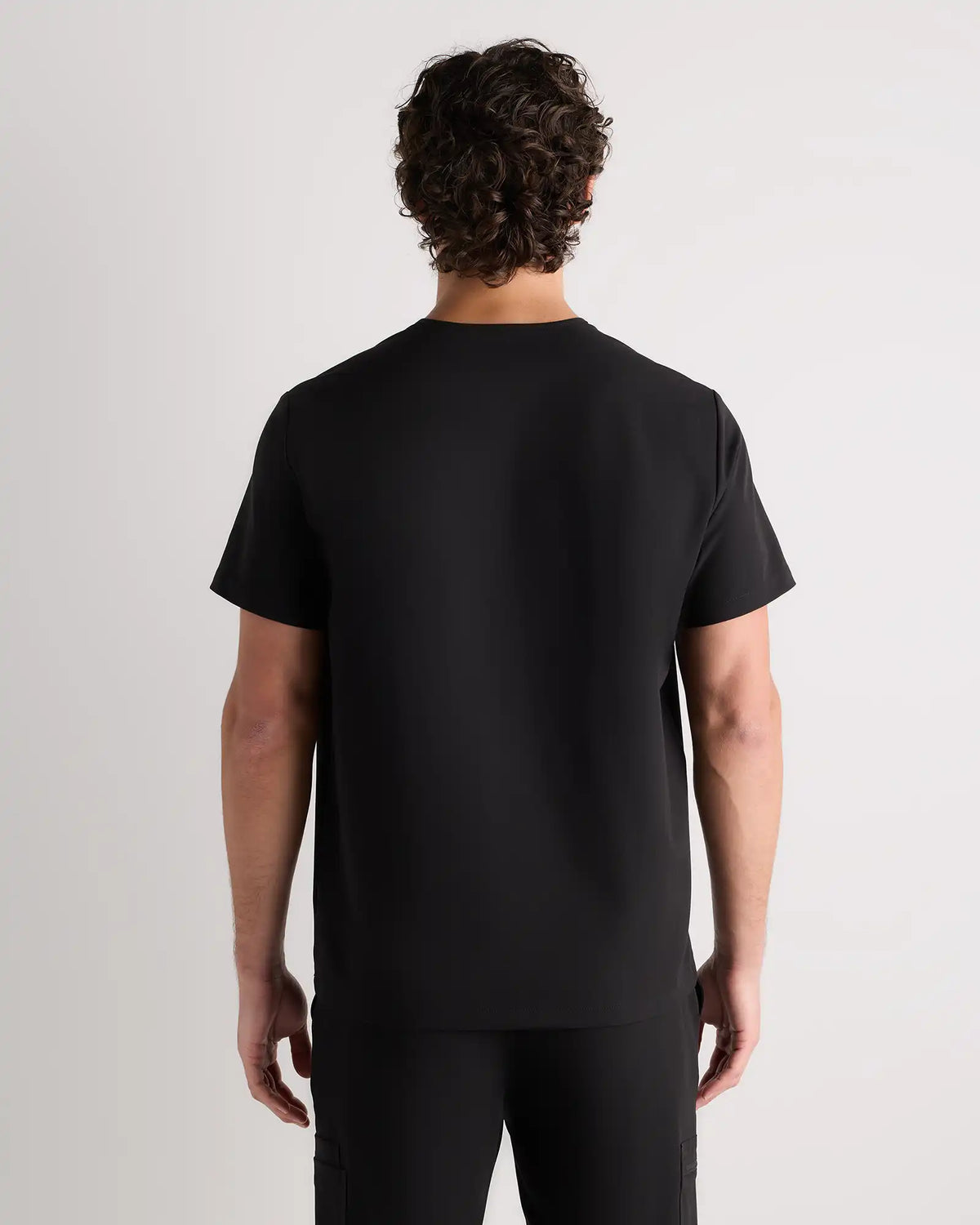 AeraFlex 3-Pocket Scrub Top