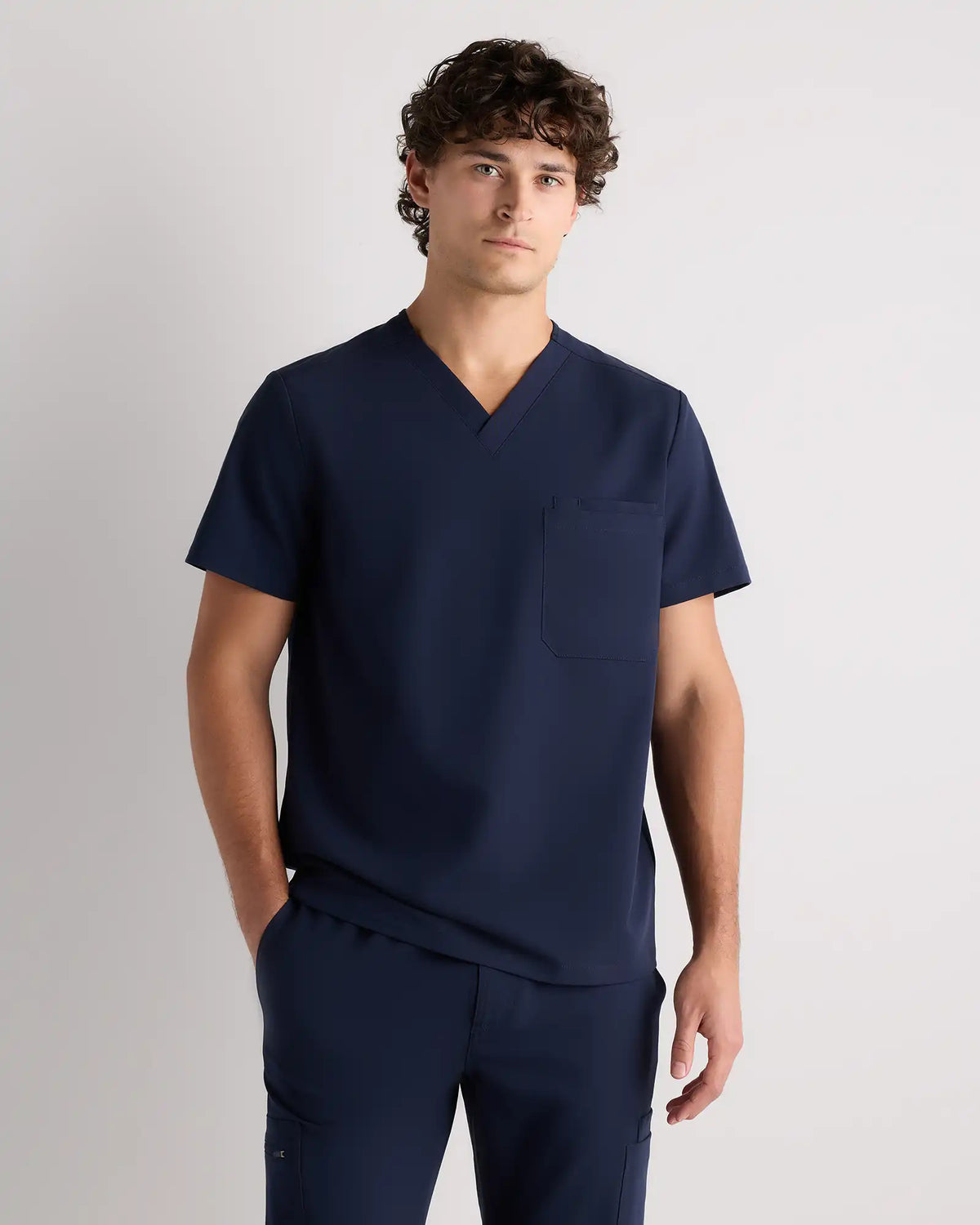 AeraFlex 3-Pocket Scrub Top