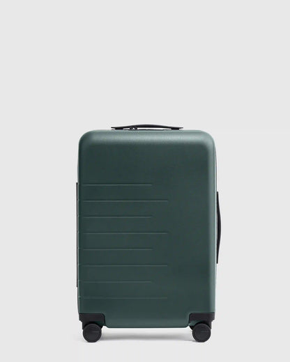 Carry-On & Medium Check-In Suitcase Set