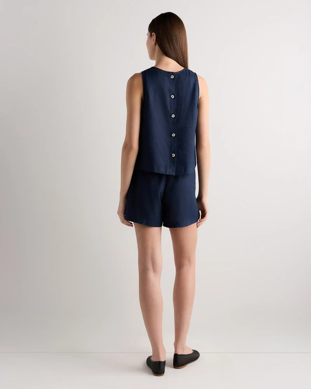 100% European Linen Cropped Tank