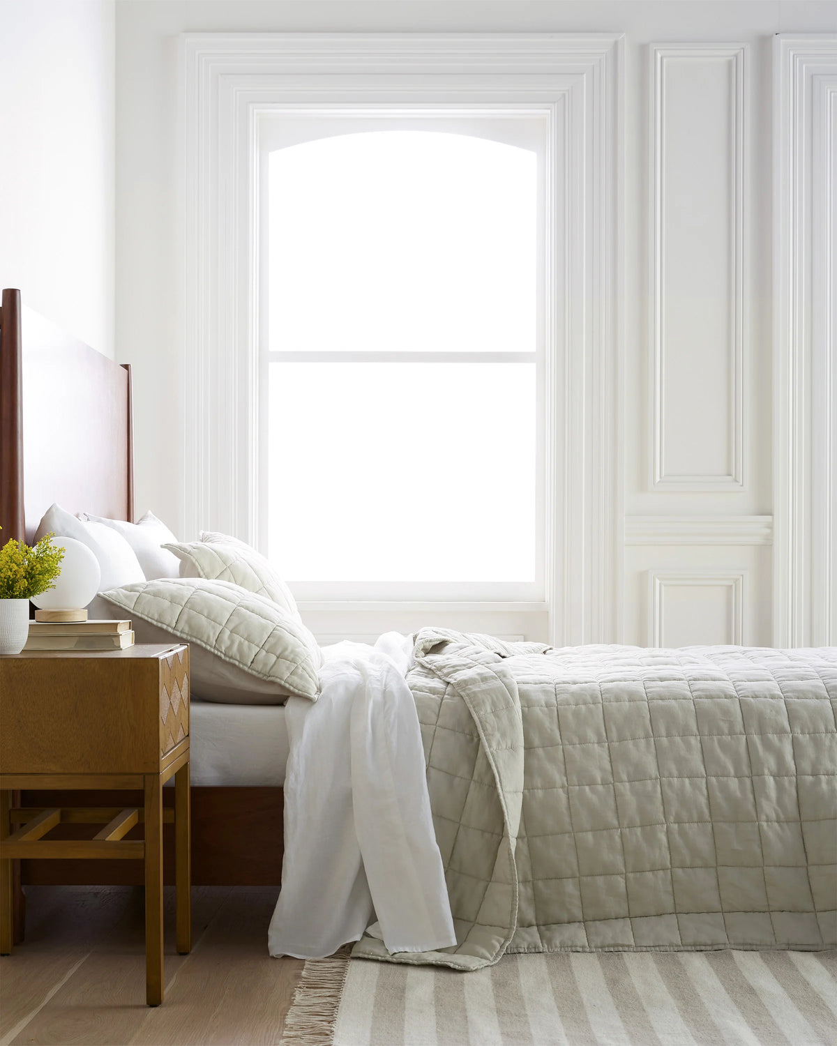European Linen Box Quilt - Twin / Dusty Mauve