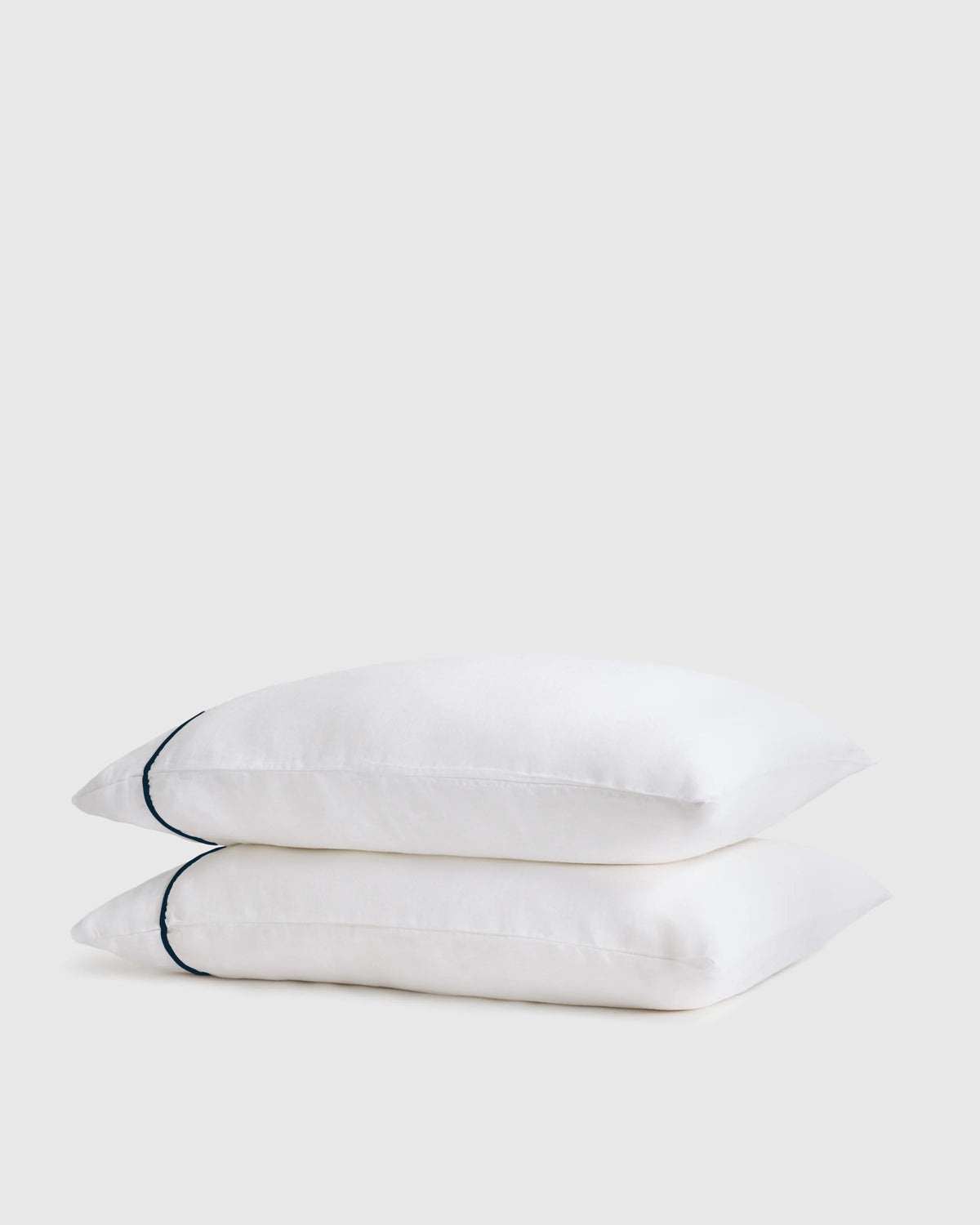 European Linen Piped Pillowcase Set - Standard / White/Cherry