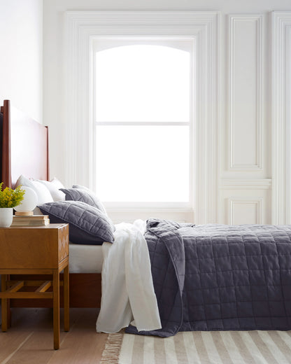 European Linen Box Quilt - Twin / Dusty Mauve
