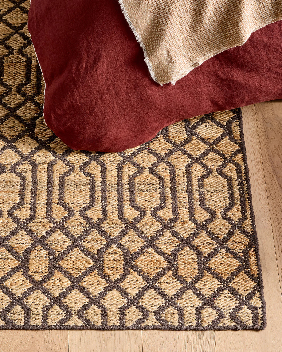 Birch Handwoven Jute-Blend Rug - 5' x 8' / Brown