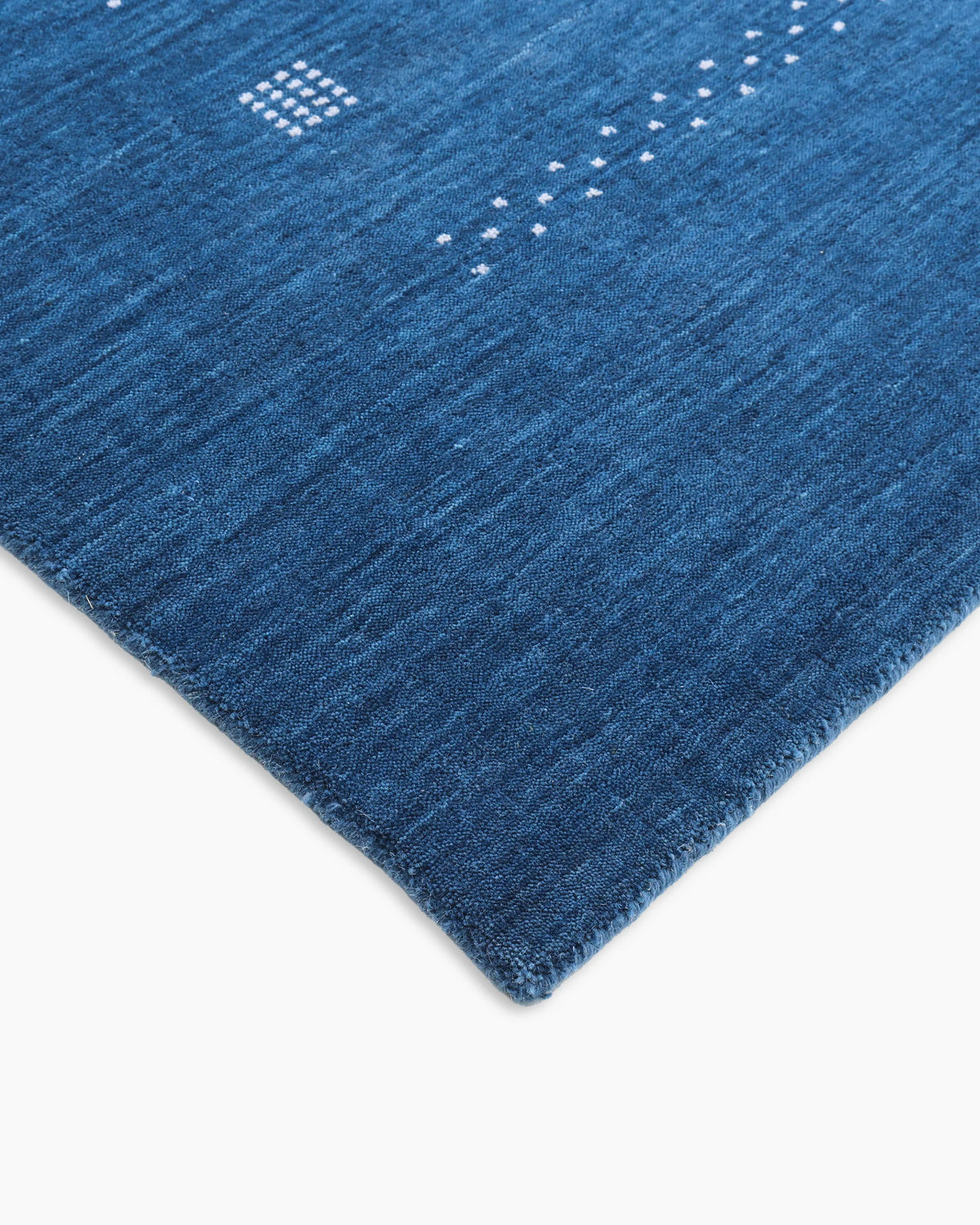 Dakota Hand-Loomed Wool Rug - 4' x 6' / Ivory