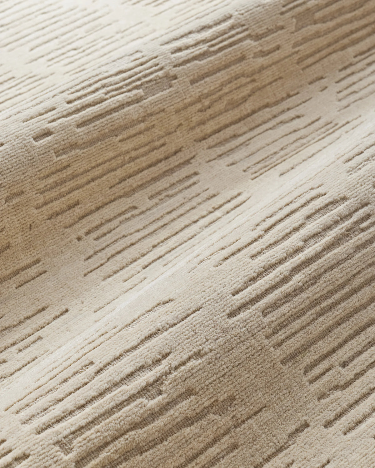 Cobble Hand-Loomed Wool Rug - 5' x 8' / Beige