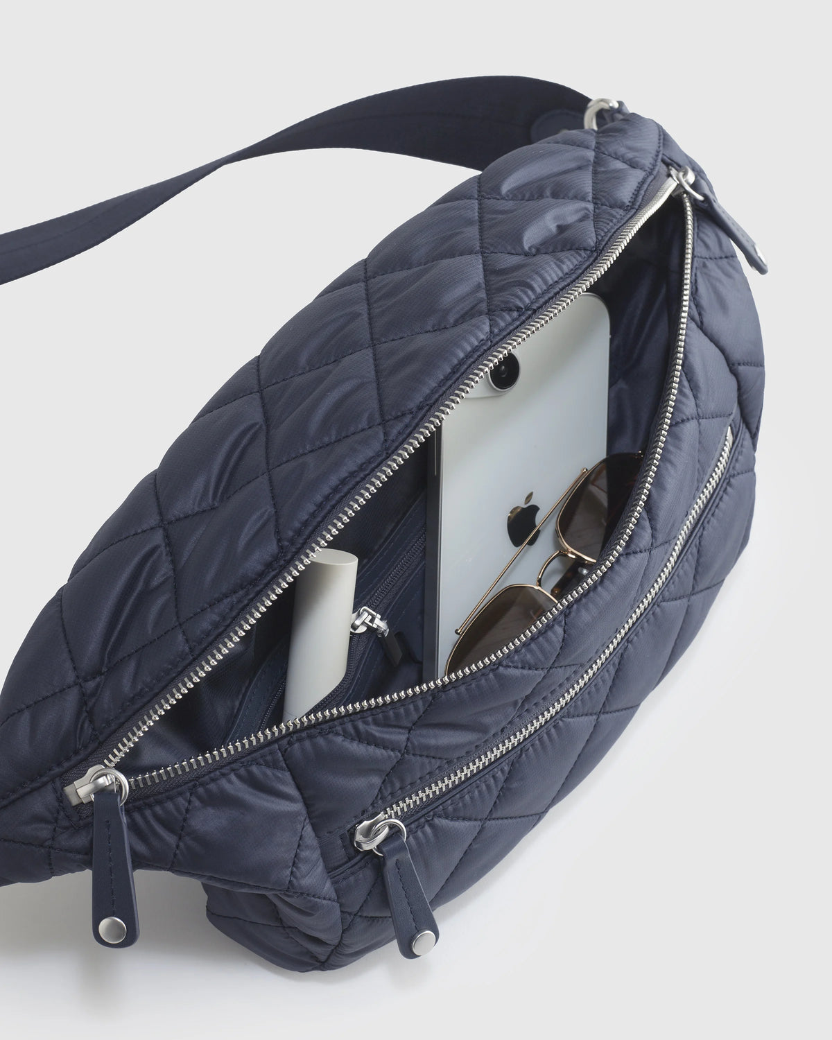 Transit Quilted Sling Bag - One Size / Black