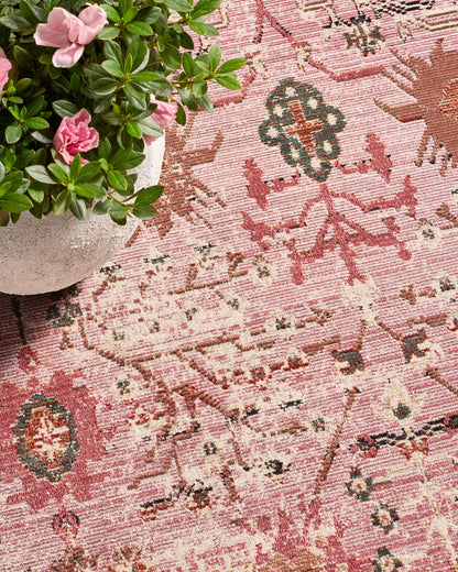 Talula Indoor/Outdoor Rug - 4' x 5'7" / Pink