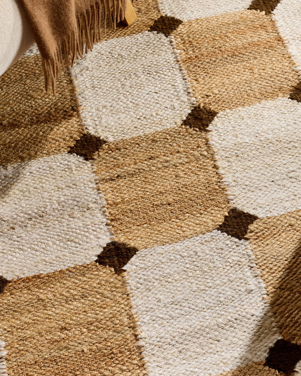 Tess Flatweave Jute Rug - 5' x 8' / Natural