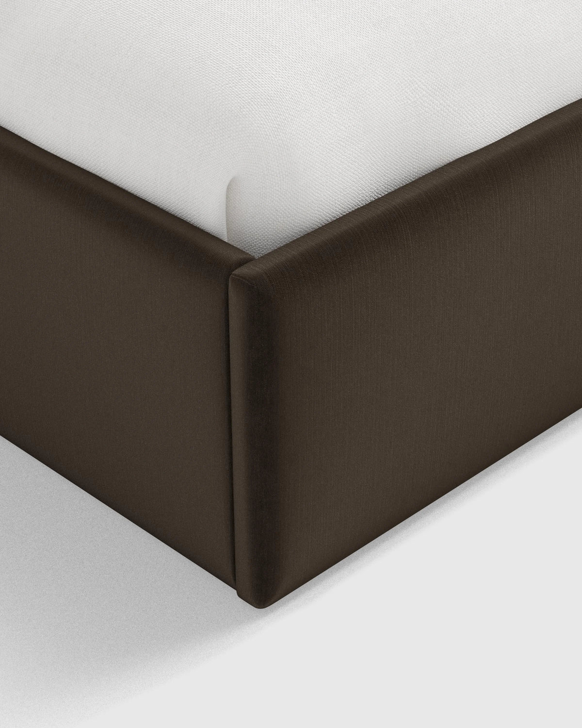 Wingback Bed in Performance Velvet - Full / Butterscotch